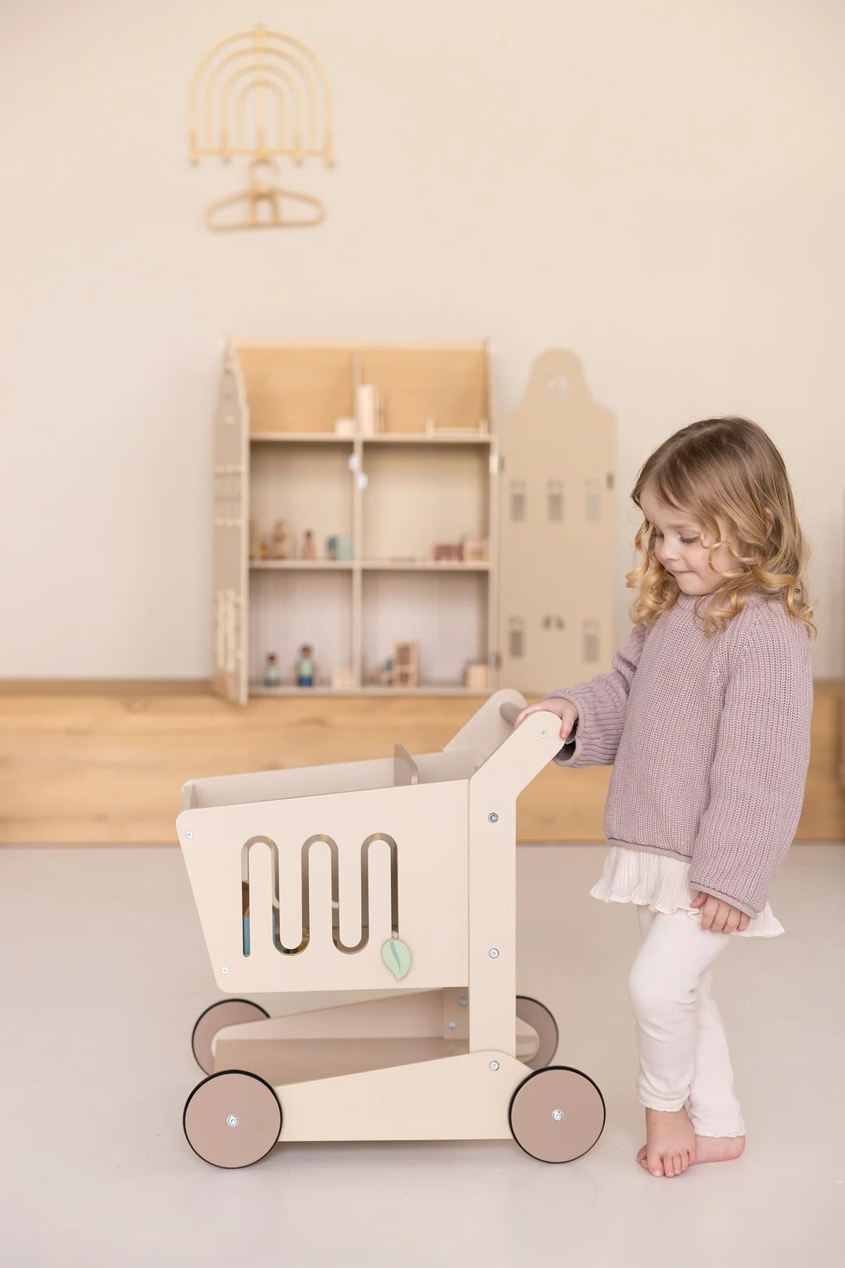 Loopwagen Oliver | Houten winkelwagen met accessoires | Babiem