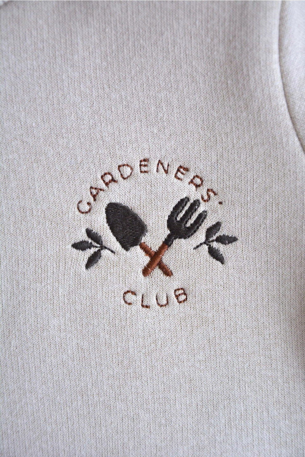 Trui Gardener’s Club Embroidery | Groen/Beige | Eli & Nev
