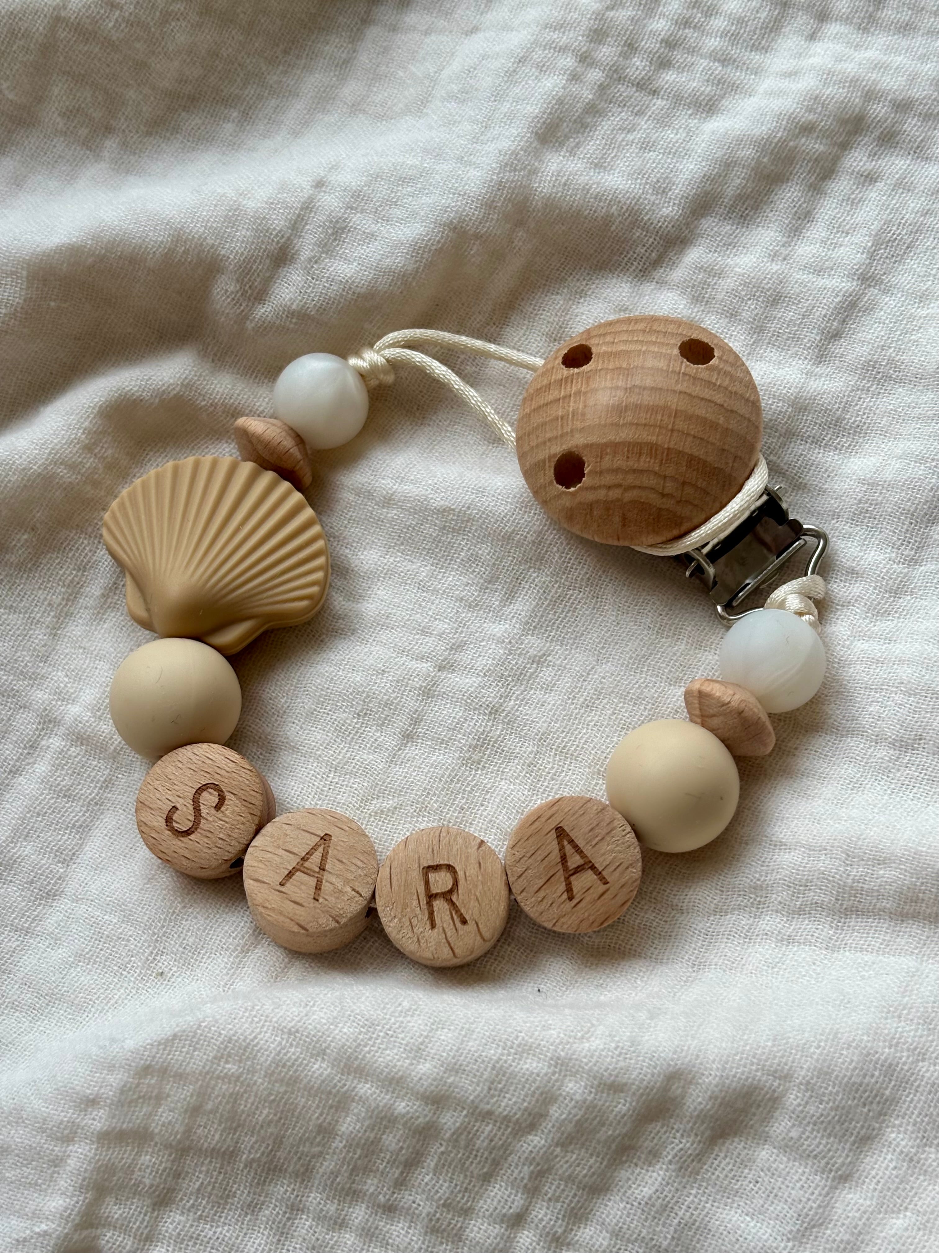 Speenkoord ‘Schelp’ met naam | Beige