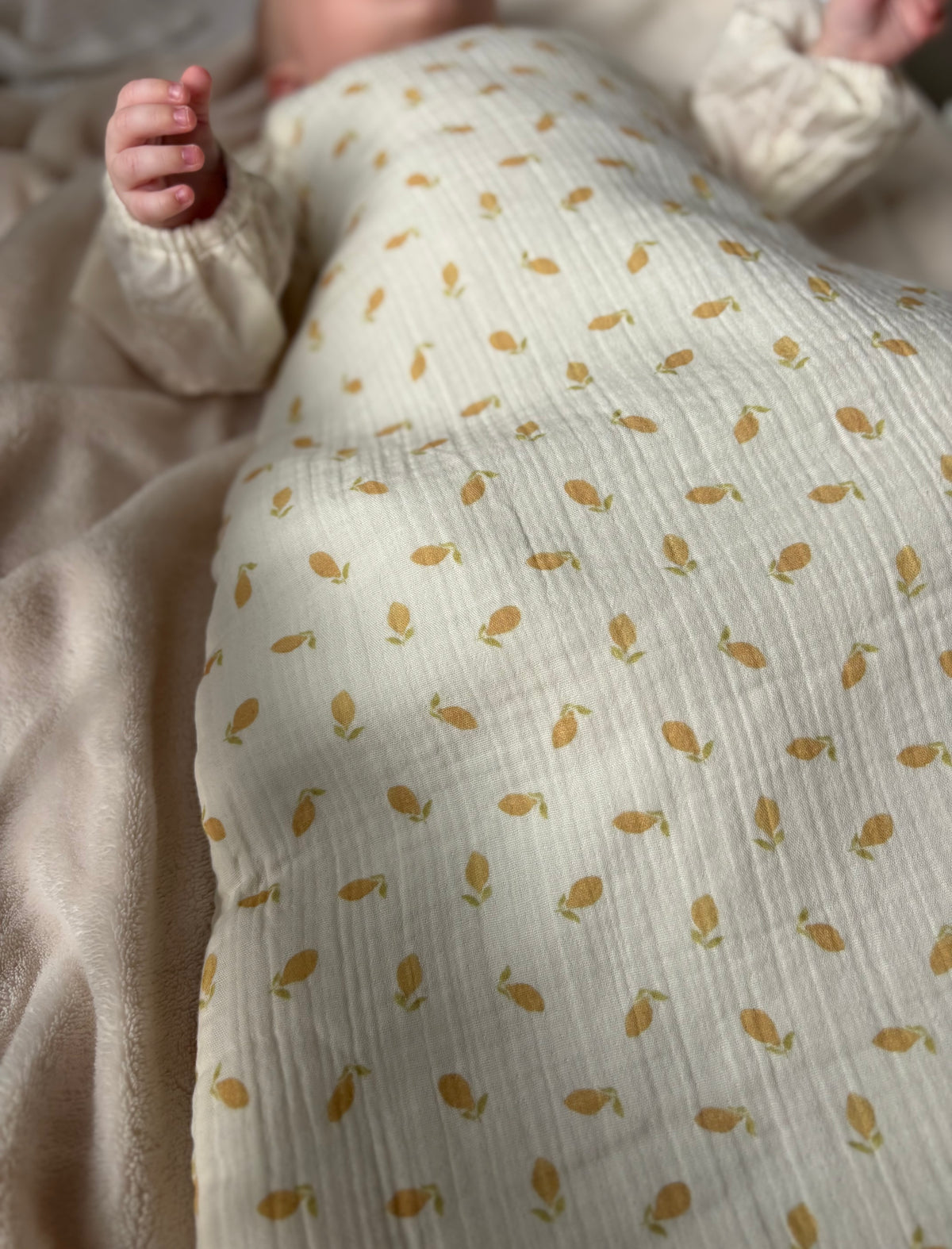 Slaapzak 'Citroentjes' | Eli & Nev