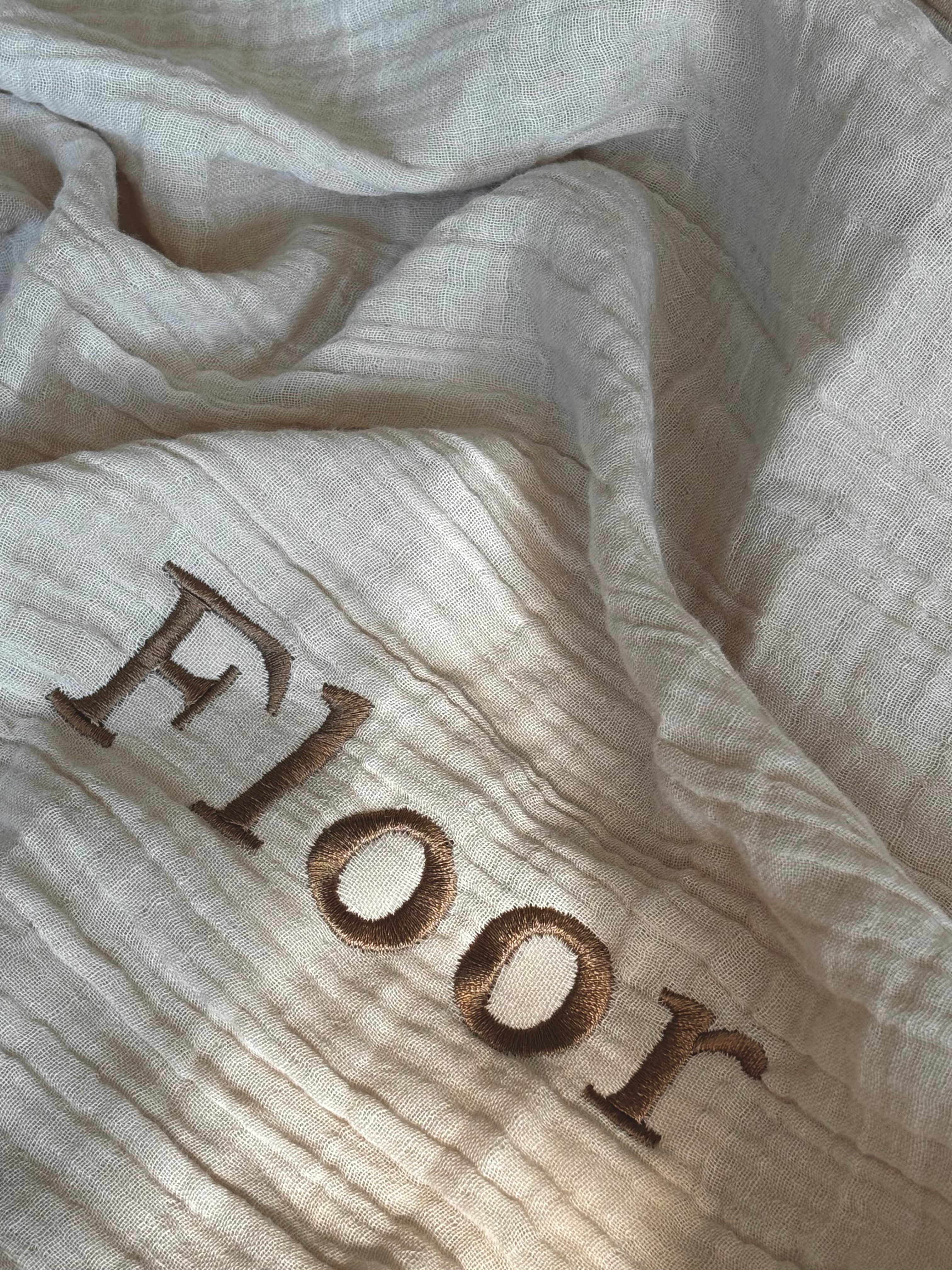 Hydrofiele doek met naam | Sand | 60x60